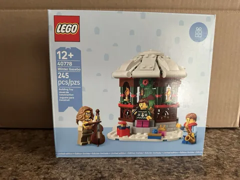 LEGO Winter Gazebo 40778 Christmas Winter Holiday GWP Limited Edition NEW