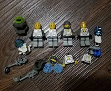 Lego Exploriens Minifigures & Accessories Lot 
