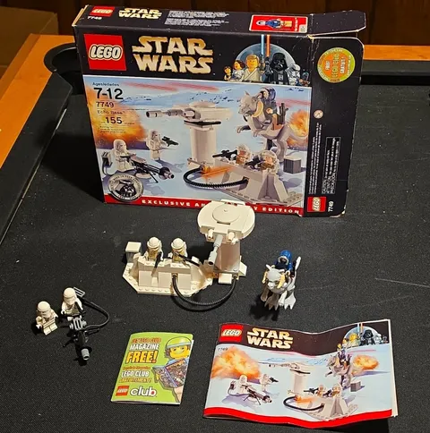 LEGO Star Wars Echo Base 7749 Episode V 155pc Exclusive w/ Box & Instructions