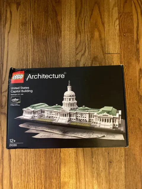 LEGO 21030 Architecture United States Capital Building NEW But Damaged Box
