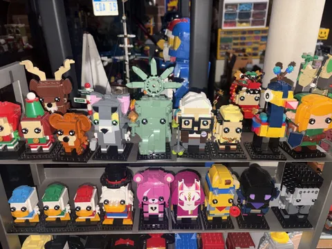 LEGO BRICKHEADZ LOT OF 21 #1/2