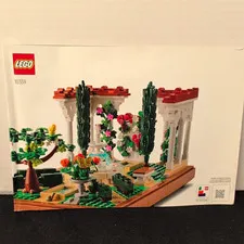 LEGO Icons 10359 Fountain Garden Illustrated Manual Booklet EN/FR/ES 2024