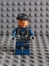 Lego Jurassic Park 75933 - ACU Guard with Knitted Cap Minifigure - Used