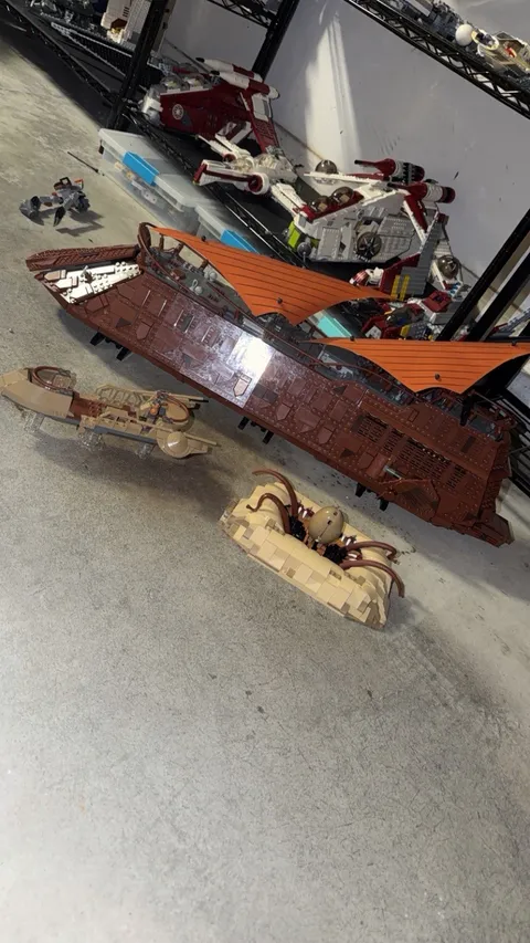 LEGO Star Wars UCS Jabba’s Sail Barge 75397 3942pcs 18+ 