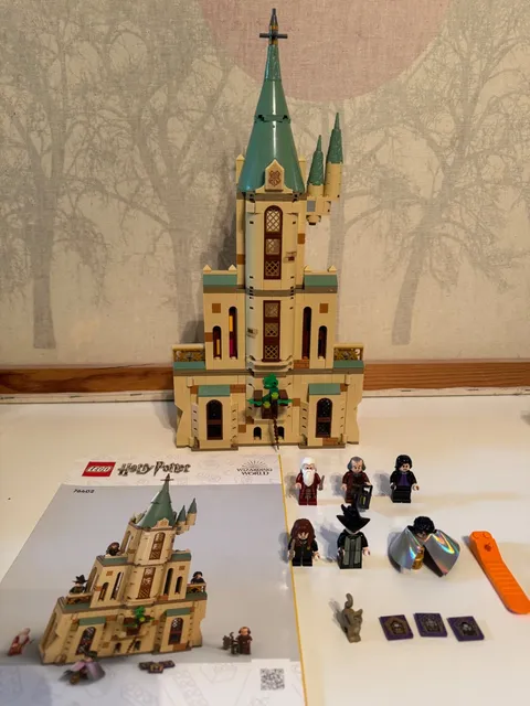 Lego Harry Potter: Hogwarts Dumbledore’s Office (76402) 100% COMPLETE