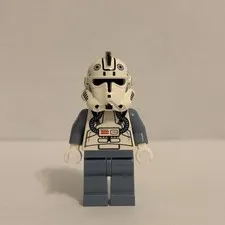 LEGO Star Wars Clone Trooper V-Wing Pilot (couple scuffs on left side)