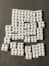 LEGO 3022 White Plate 2x2 - 39 Pieces