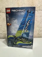 LEGO Technic 42105 Catamaran Boat Set Complete Rebagged w/ Instructions