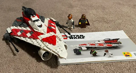 Lego Star Wars 75388 COMPLETE w/All Minifigures and Instructions - As Pictured