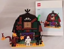 Lego 40721 Halloween Barn w/Skeleton minifigure and Instructions NO Box