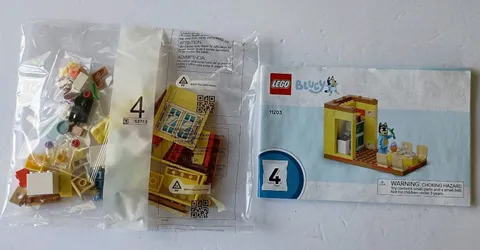 Lego Building Bluey's Family House 11203 Sealed # 4 Bag Parts Only Book