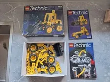 Vintage Lego Technic 8828 Front end loader 100% complete + original box 1992!
