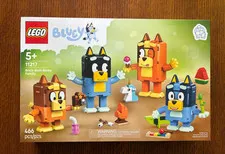 LEGO Bluey Brick-Built Bluey Family Set 11217 466PCS New