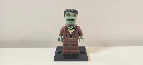 2011 Lego Series 4 - The Monster col055/col04-7 Minifig - Complete