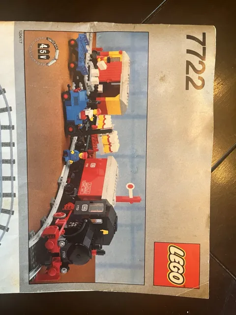 Lego 7722 Battery Train Set 1985 Vintage w/ Instructions, Box & Extra Track