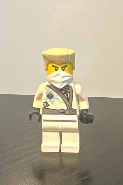LEGO Ninjago Minifigure Zane (Techno Robe) njo0099