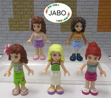 (O 15 / 3) Lego Friends 5 figures minifigures