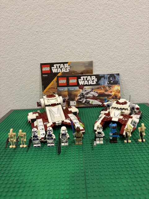 LEGO Star Wars Republic Fighter Tank 75182 and Republic Fighter Tank 75342 used