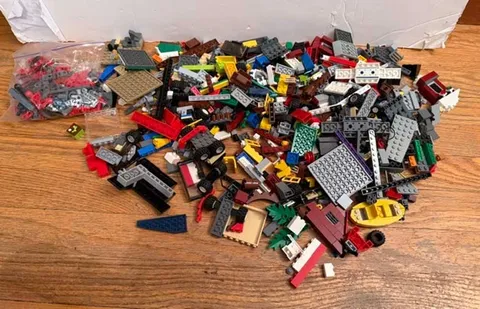 Lot of Legos 4 Lbs Mixed Set of Bricks Technic Easter Plants Vintage