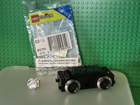Lego 9 Volt Train Motor Plus Extra Service Pack And Light 9v Read Description