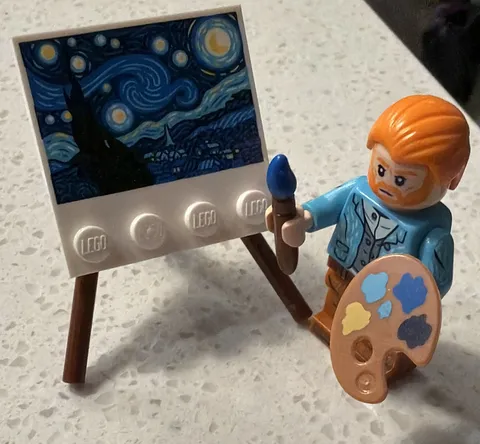 LEGO Ideas (21333) Vincent van Gogh Minifigure w/ Easel & Starry Night