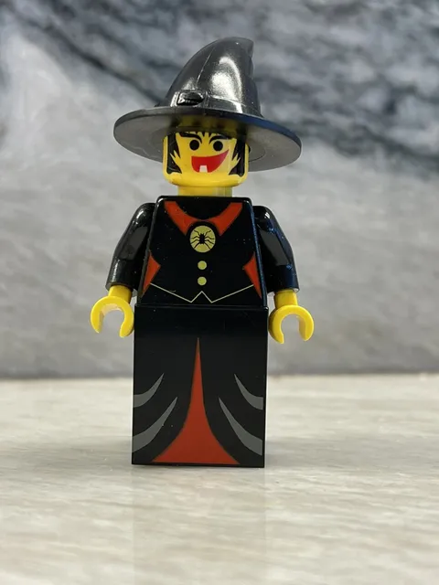 LEGO Castle: Fright Force (6031) Incomplete (see description) No Box