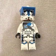 LEGO Star Wars Clone Trooper Minifigure White Armor Blue Markings Helmet