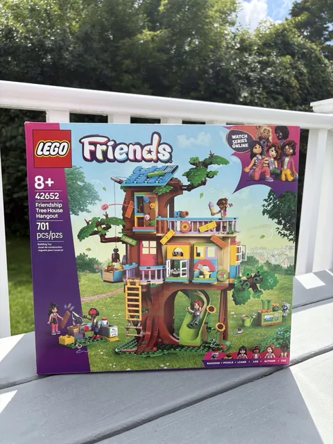 LEGO FRIENDS: Friendship Tree House Hangout (42652)