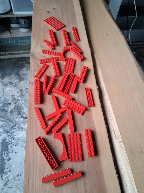 VINTAGE LEGO PARTS RED-  PARTS FOR HOUSE BUILDING HOME 70'S- 80'S (1)