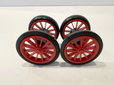 Lego vintage 1970s red spoked wheel (part 35c01)