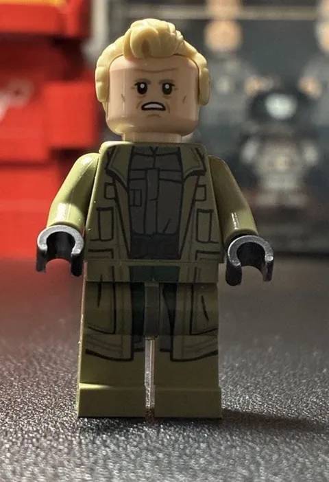 LEGO Star Wars Minifigure - Luthen Rael From Set 75338 Ambush On Ferrix.