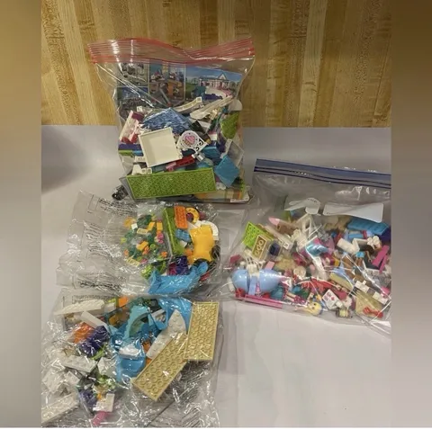 LEGO friends  bag gallon 2 New bags