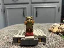 LEGO Star Wars  Ewok Minifigure Genuine LEGO