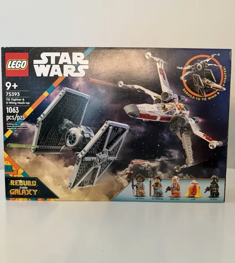 LEGO Star Wars Tie Fighter & X-Wing Mash-Up 75393