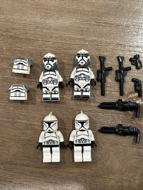 Custom LEGO Star Wars Clone Trooper Minifigure Lot  with Accessories