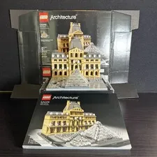 LEGO ARCHITECTURE: Louvre (21024)