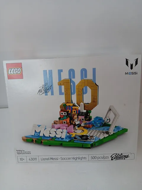 New Sealed- Lego Editions Lionel Messi Soccer Highlights- 43011 Brand New