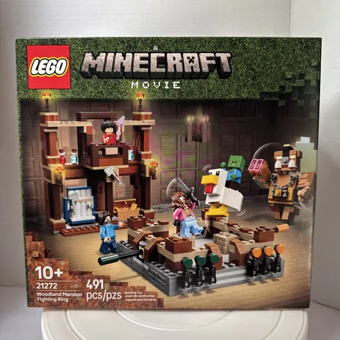 LEGO A Minecraft Movie 21272 Woodland Mansion Fighting Ring NEW