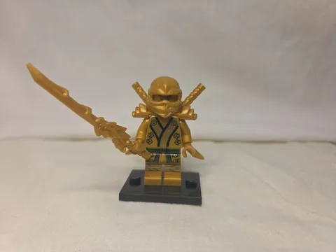 Lego Ninjago Lloyd Golden Ninja The Final Battle Minifigure njo073 70503 70505