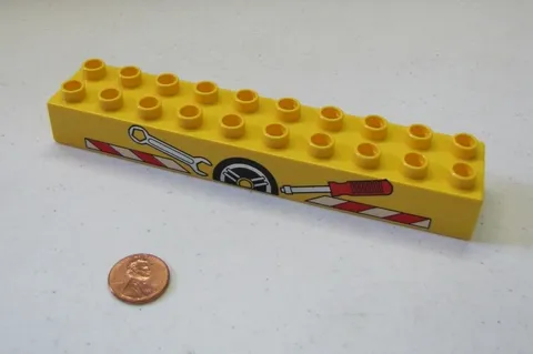 Lego Duplo PRINTED TOOLS TIRE REPAIR SHOP MECHANIC Specialty Block 2 X 10