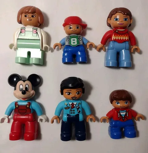 Duplo Lot of 6 Figures Woman Pilot 1 Girl 3 Boys Mickey Mouse