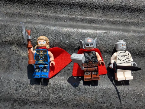 Lego MIGHTY THOR, THOR, GORR  minifigs lot With Weapons 