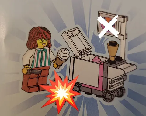 LEGO Beach Streetcar Ice Cream Minifigure & Stand Brand New Unassembled!
