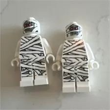 2 LEGO mummy’s 