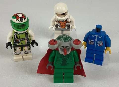 Lego World Racer Alien Snake Launch Commander Minifigure Replacement Parts Lot