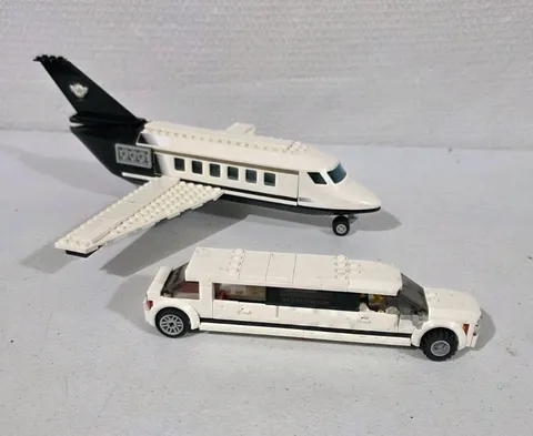 Lego City Airport VIP Service 60102 Plane and Limo minifigs Incomplete For Parts