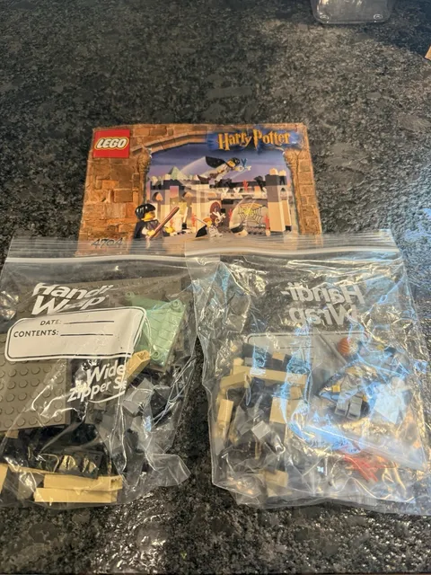 LEGO Harry Potter 4704 Chamber of the Winged Keys 173pc Complete w/ Instructions