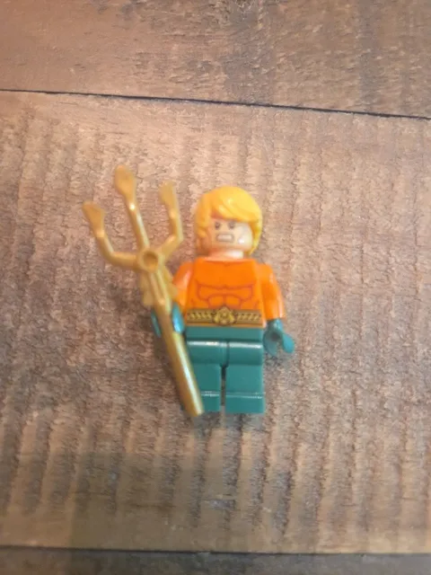 LEGO DC Super Heroes Aquaman Minifigure With Trident