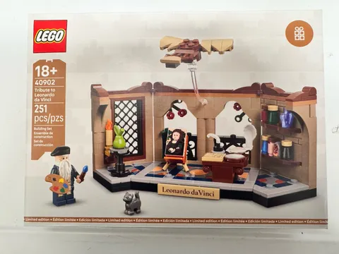 LEGO Set #40902 Tribute to Leonardo da Vinci