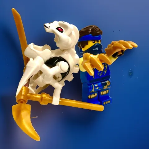 LIMITED EDITION © SAMUKAI  BOSS + NINJAGO NINJA JAY  LEGO